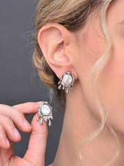 Molten metal Silver studs