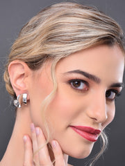 Twirl stud earring silver