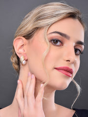 Pearl Stud Earring