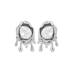 Molten metal Silver studs