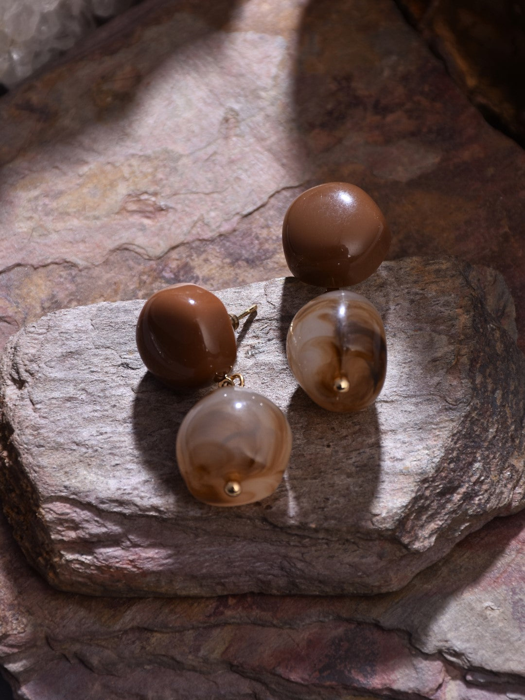 Coffee coloured drop earring