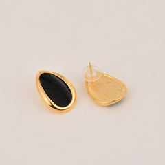 Black enamel Stud Earring