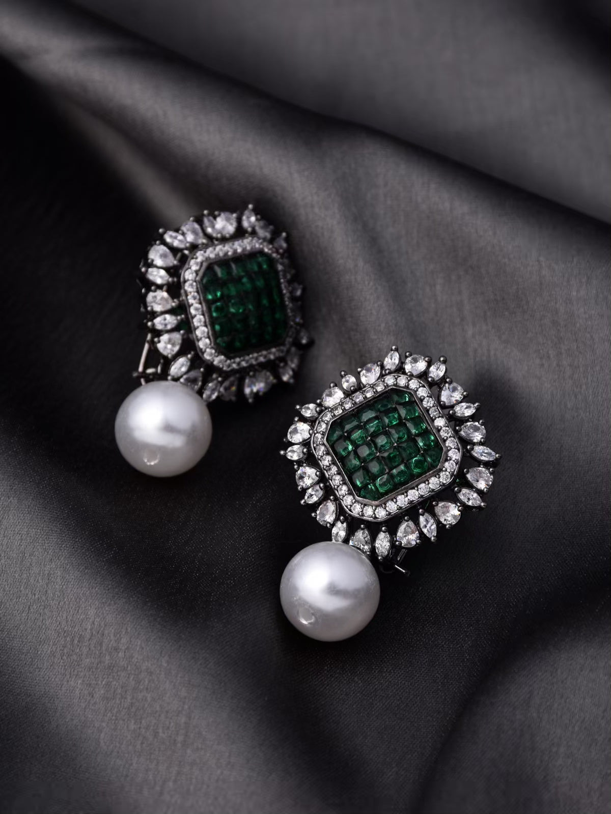 Emerald Pearl Drop Earrings