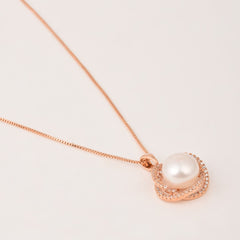 Pearl Pendant Necklace