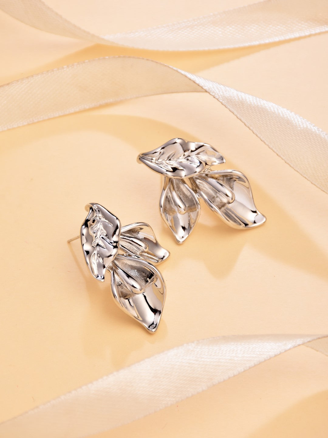 Silver Leaf Shape Earring