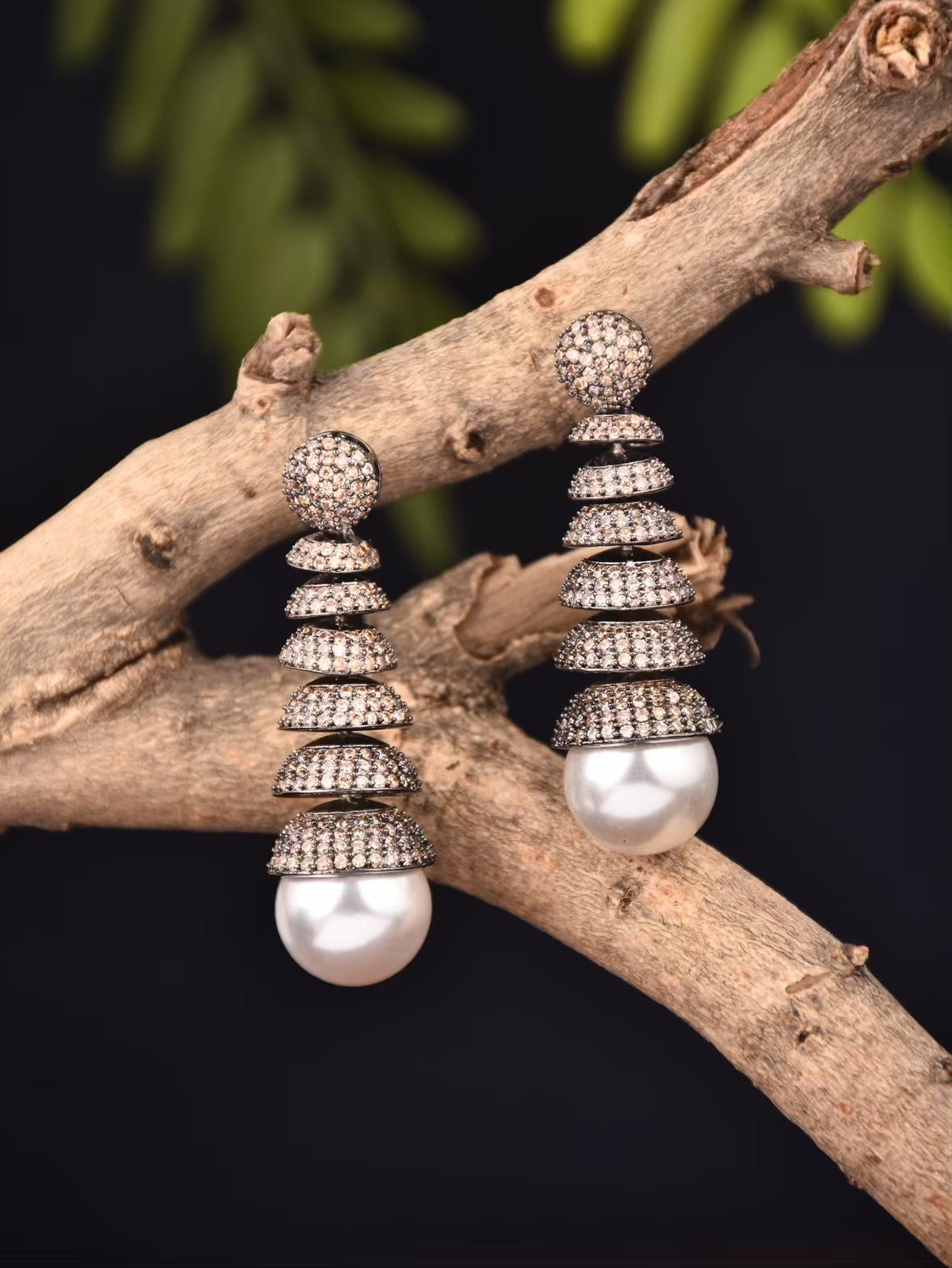 Champagne Pearl Drop Earring