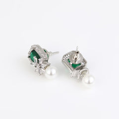 Green Pearl Stud Earring